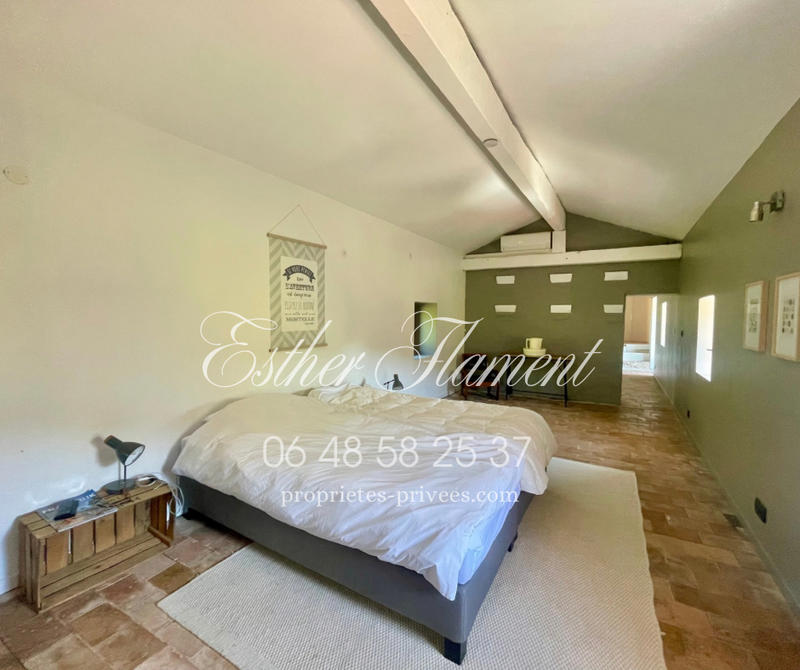 Mas - 179 m² - 5 pièces