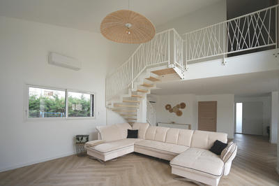 Maison - 153 m² - 4 pièces