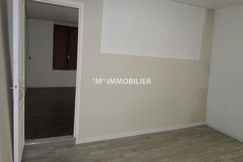 Maison - 215 m² - 8 pièces