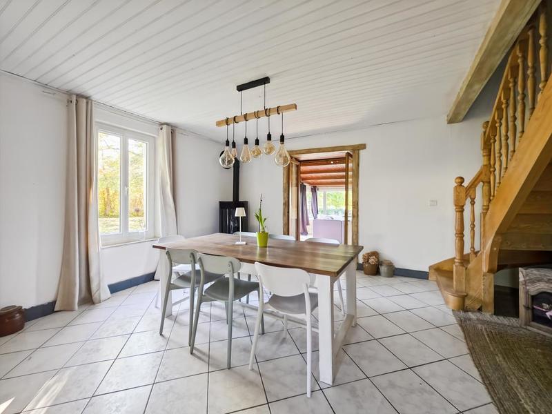 Maison - 264 m² - 10 pièces