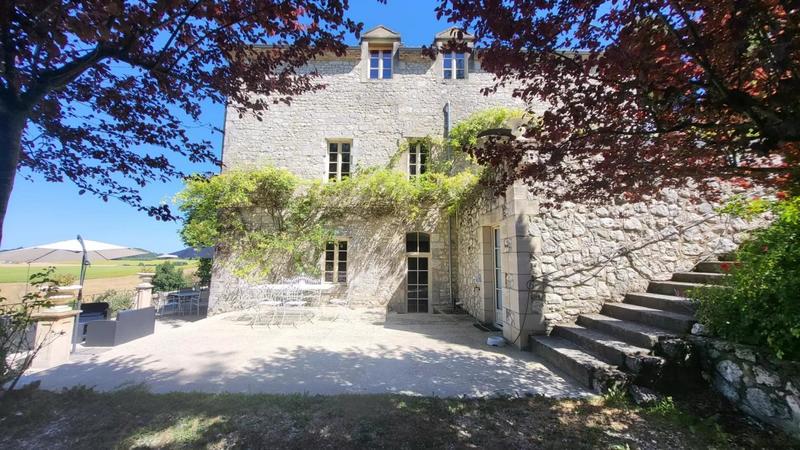 Manoir - 330 m² - 9 pièces