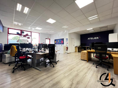 Local commercial - 114 m²