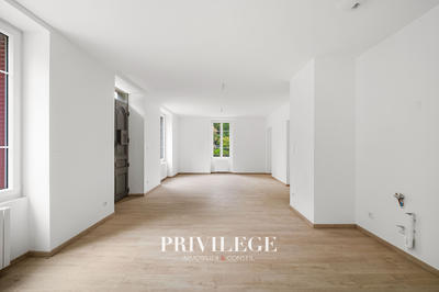 Appartement - 86 m² - 4 pièces