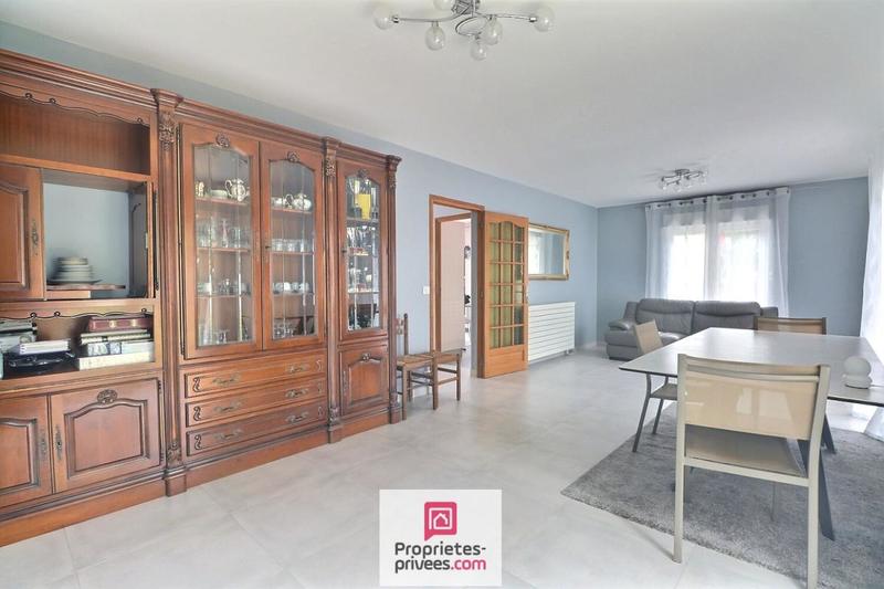 Maison - 121 m² - 6 pièces