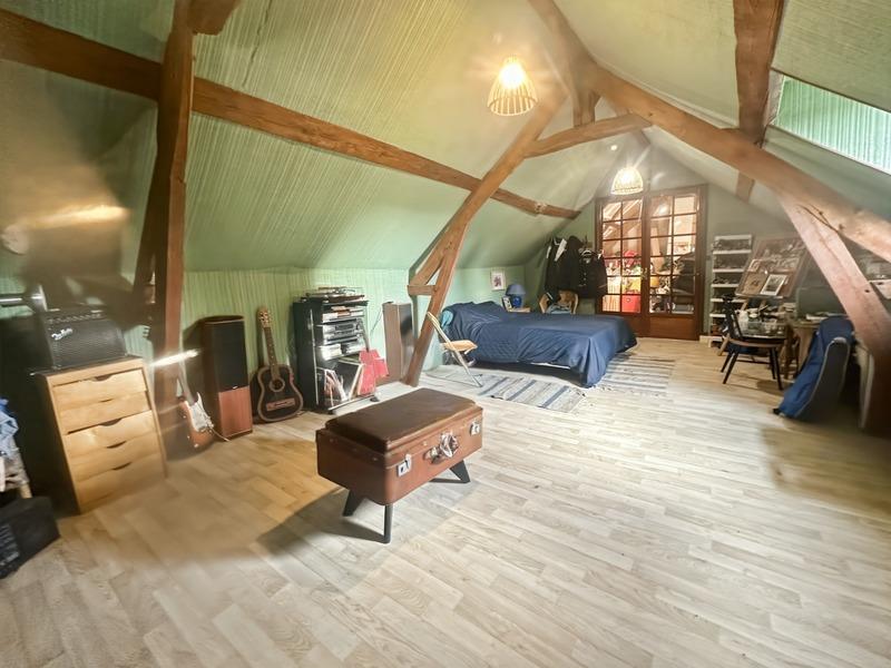 Maison traditionnelle - 125 m² - 6 pièces