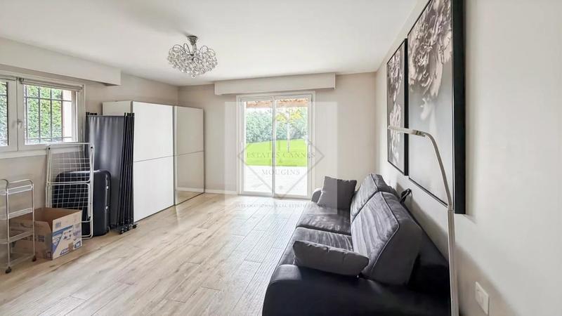 Villa - 220 m² - 5 pièces