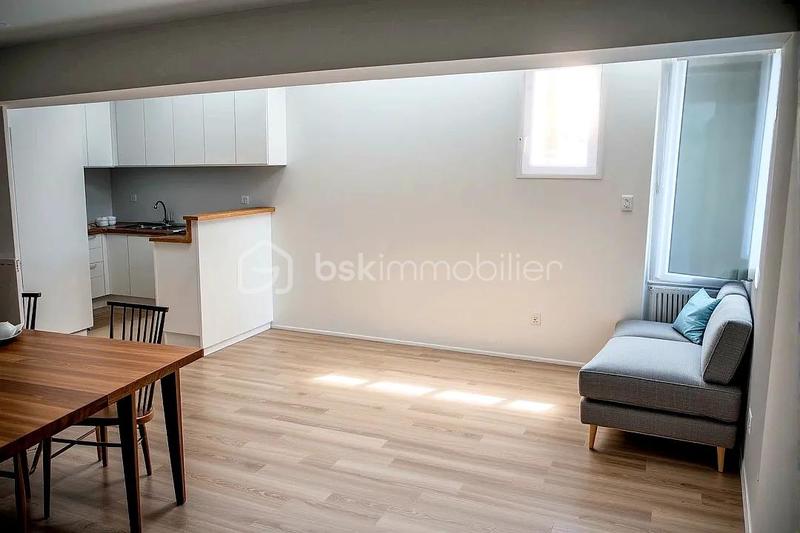 Appartement - 55 m² - 3 pièces
