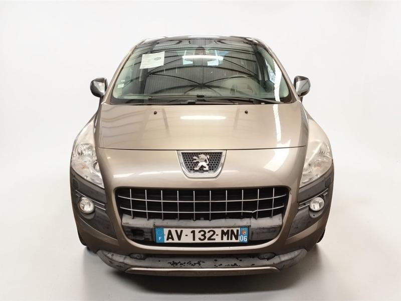 Peugeot 3008 1.6 Hdi 110 Premium Pack 5p