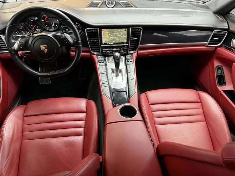 Porsche Panamera 3.0 d V6 24v s&amp;S 300 Cv. Bva8