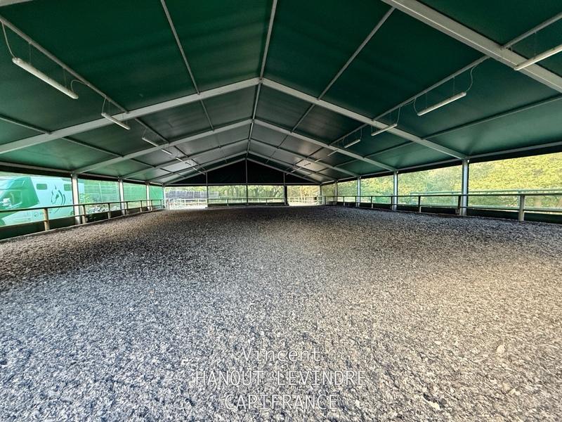 Maison - 314 m² - 11 pièces