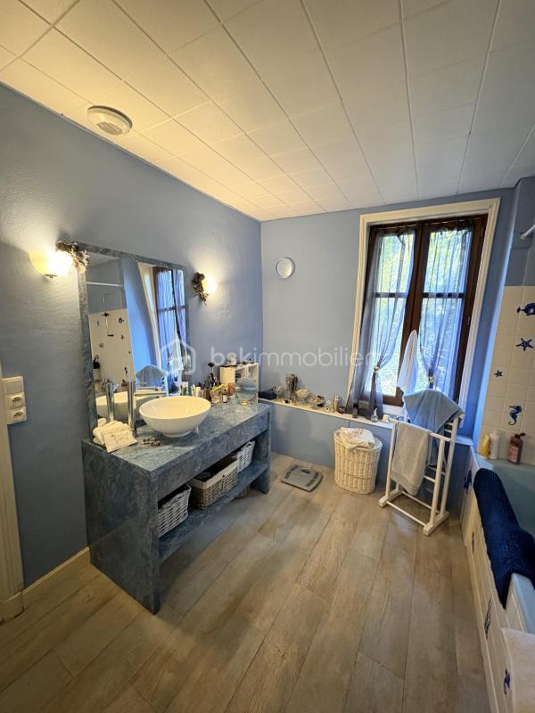 Maison de ville - 121 m² - 6 pièces