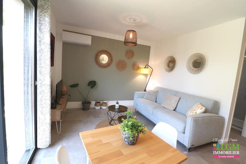 Maison - 195 m² - 8 pièces