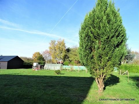 Terrain constructible - 1 771 m²