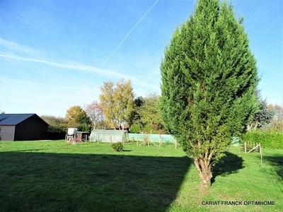 Terrain constructible - 1 771 m²