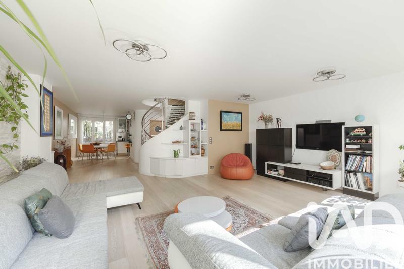 Duplex - 179 m² - 6 pièces