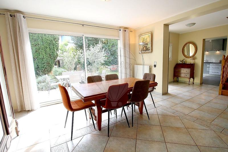 Maison - 140 m² - 7 pièces