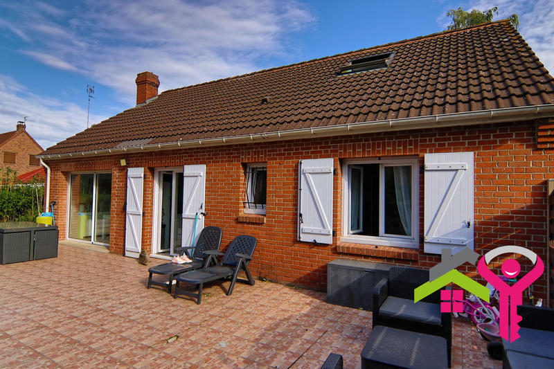 Maison - 101 m² - 5 pièces