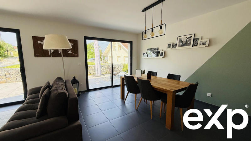 Maison - 102 m² - 4 pièces