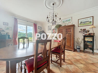 Maison - 285 m² - 7 pièces