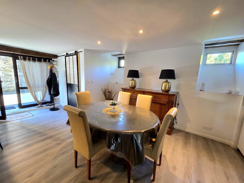 Maison - 169 m² - 3 pièces