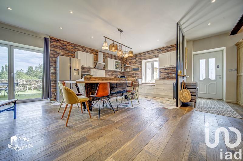 Maison - 206 m² - 6 pièces