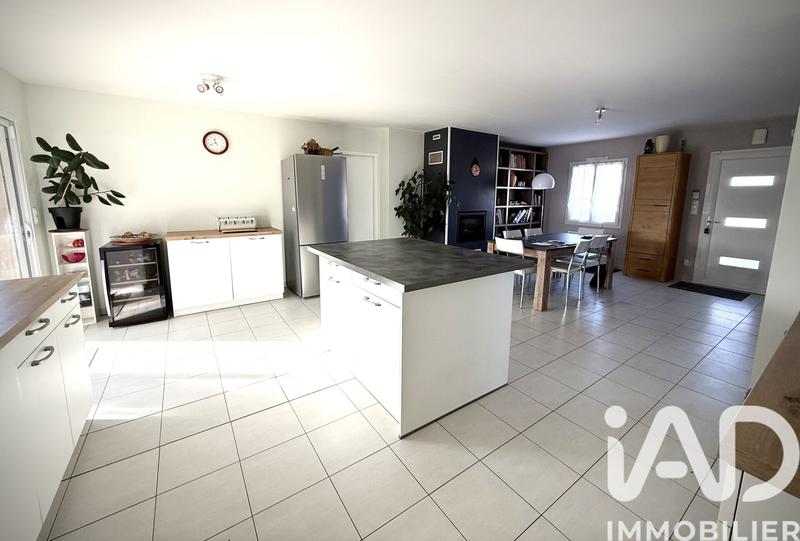 Maison - 121 m² - 6 pièces