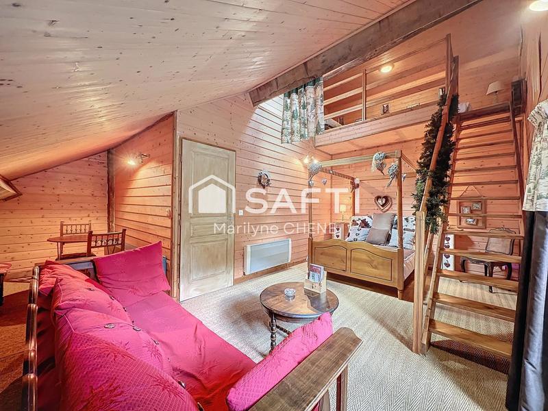 Maison - 440 m² - 13 pièces