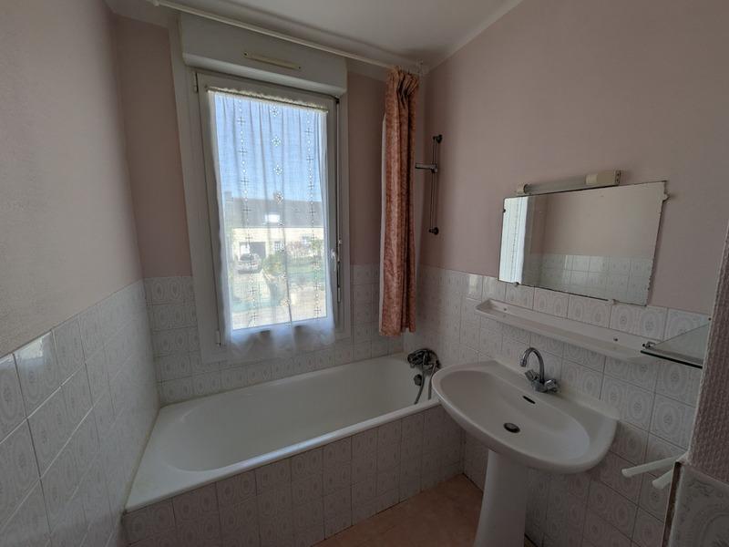 Maison - 140 m² - 9 pièces