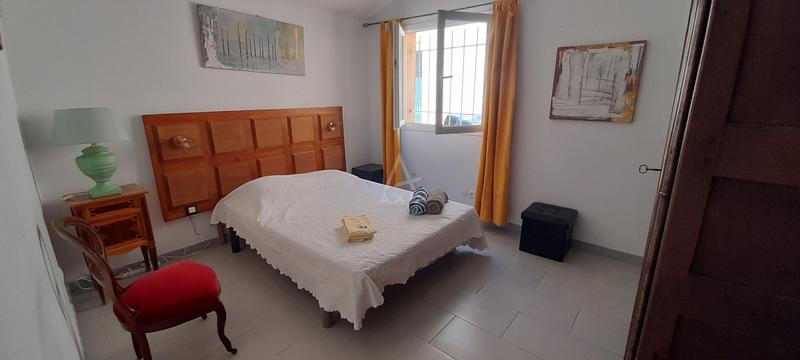 Propriété - 229 m² - 9 pièces