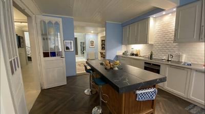 Maison de village - 392 m² - 12 pièces