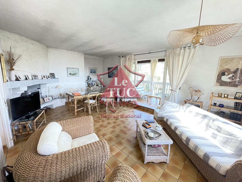 Villa - 180 m² - 8 pièces