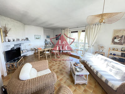 Villa - 180 m² - 8 pièces