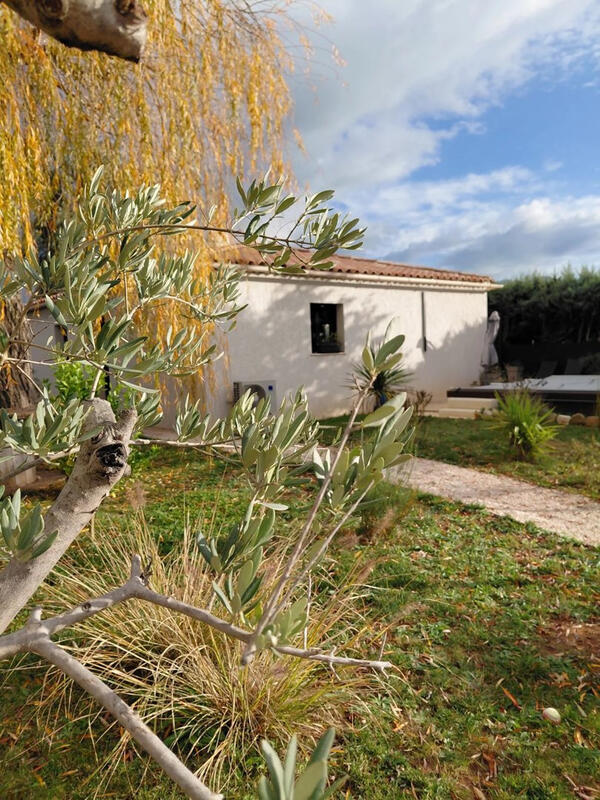 Maison - 94 m² - 4 pièces