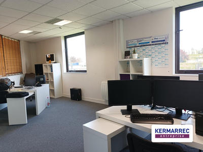 Bureau - 131 m²