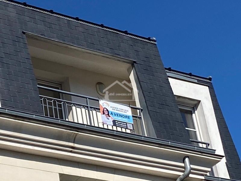 Appartement - 94 m² - 4 pièces