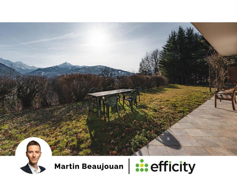 Maison - 360 m² - 9 pièces