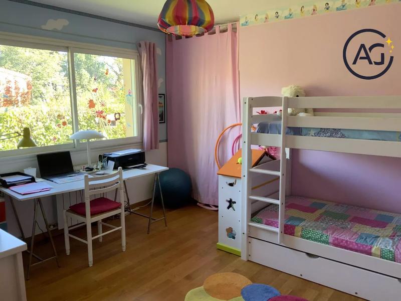 Maison - 171 m² - 5 pièces