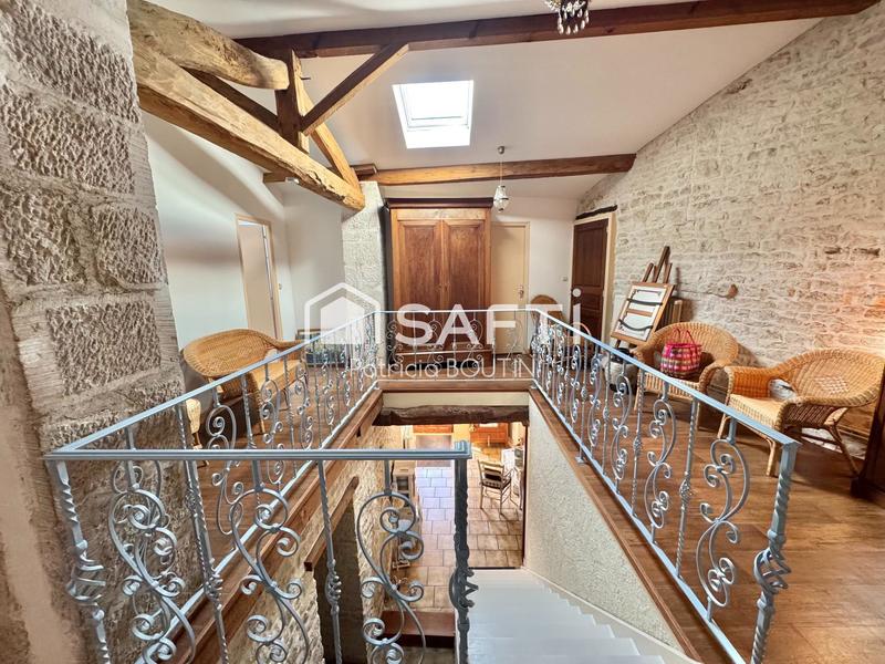 Maison - 192 m² - 7 pièces