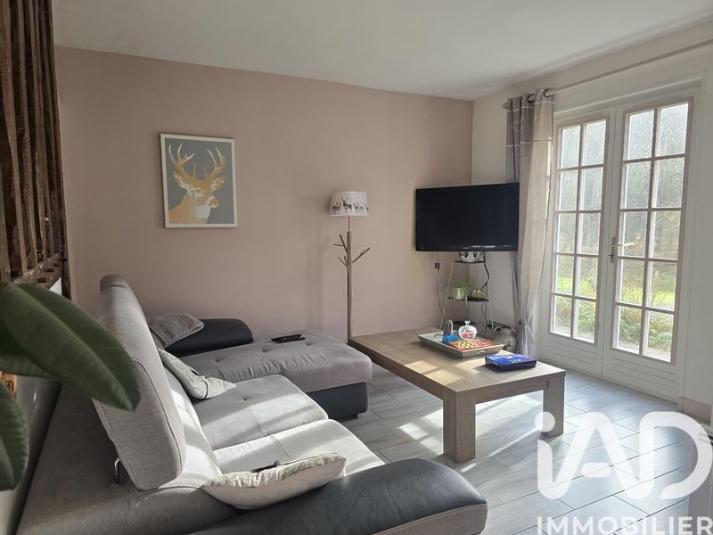 Maison - 228 m² - 8 pièces