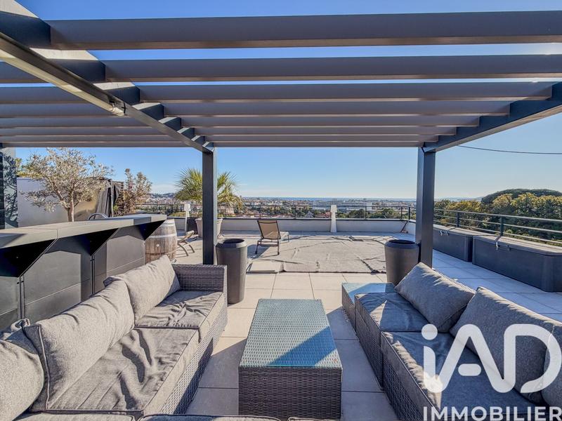 Appartement - 103 m² - 4 pièces