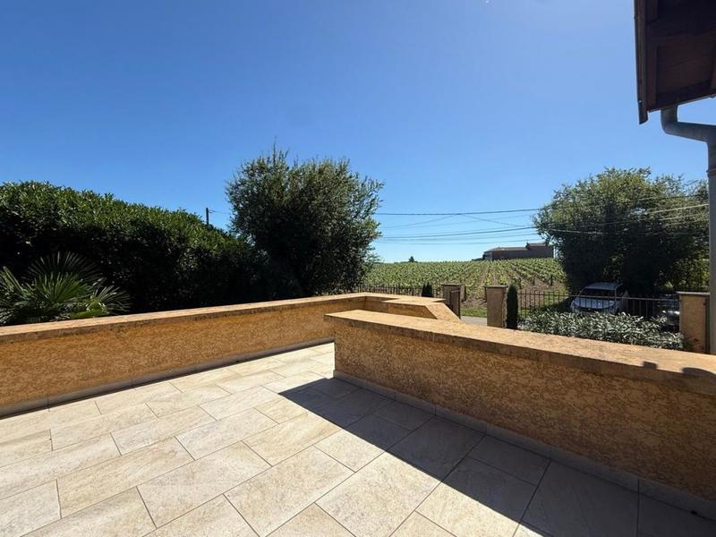 Maison - 240 m² - 6 pièces