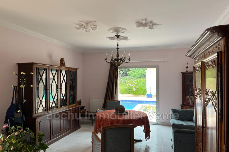 Villa - 320 m² - 9 pièces