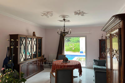 Villa - 320 m² - 9 pièces