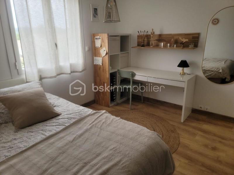 Maison traditionnelle - 155 m² - 6 pièces