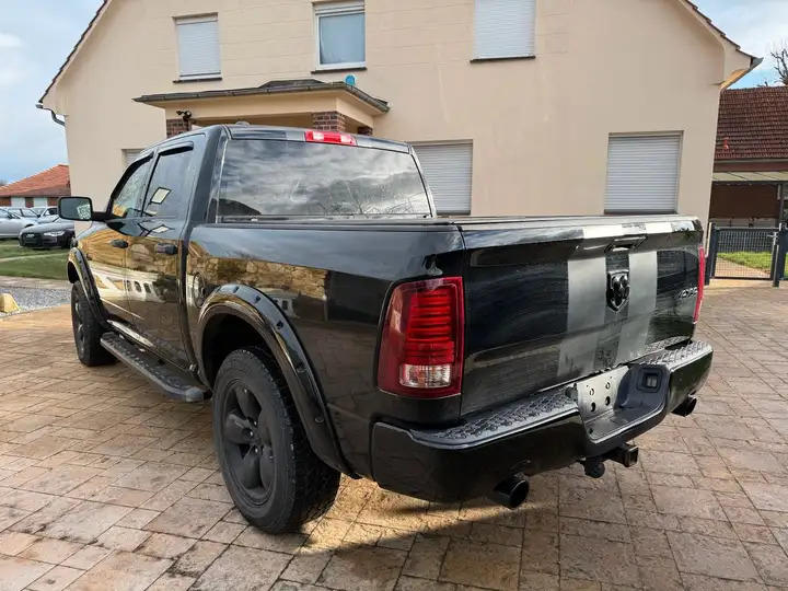 Dodge Ram 1500 4.7l V8 5.7l