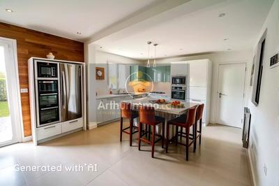 Maison - 90 m² - 5 pièces