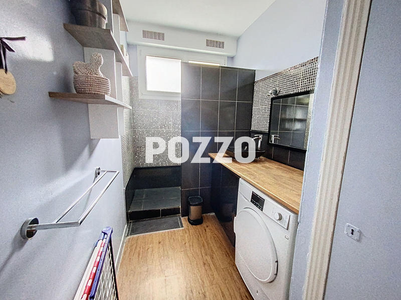 Appartement - 102 m² - 4 pièces