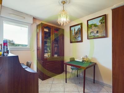 Appartement - 86 m² - 4 pièces