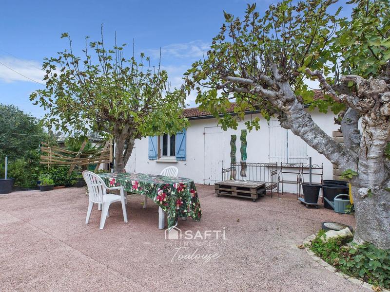 Maison - 274 m² - 8 pièces