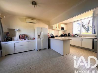 Maison - 110 m² - 6 pièces